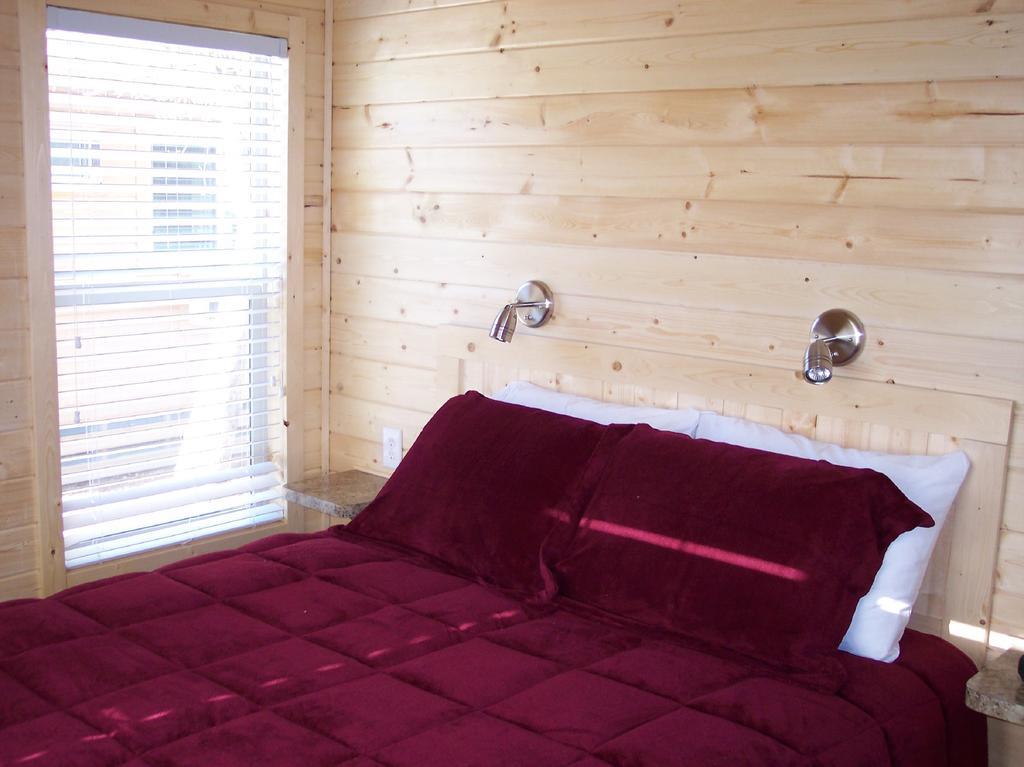 Russian River Camping Resort Cottage 7 Cloverdale Eksteriør billede